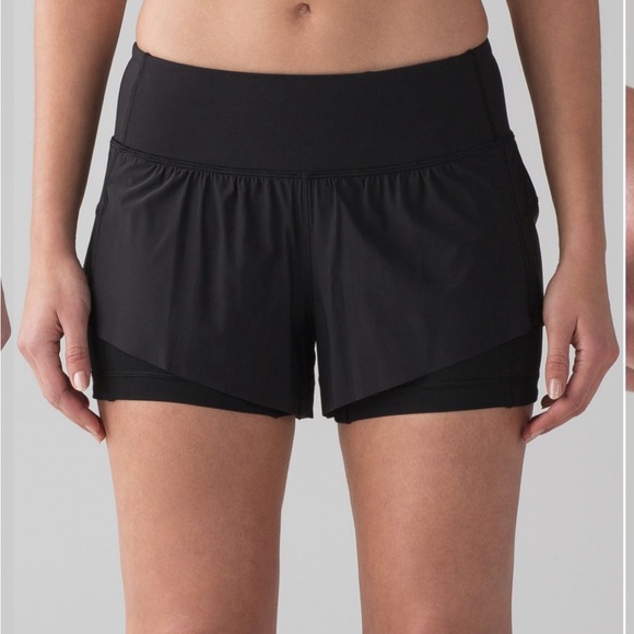 Lululemon Squad Goals Shorts sz 2 - Picture 1 of 6